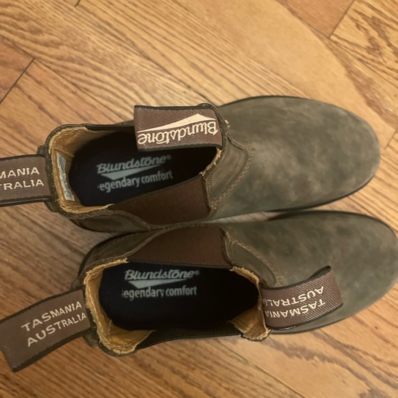 Brown Blundstone boots. Worn once in near mint condition - Picture 4 of 5